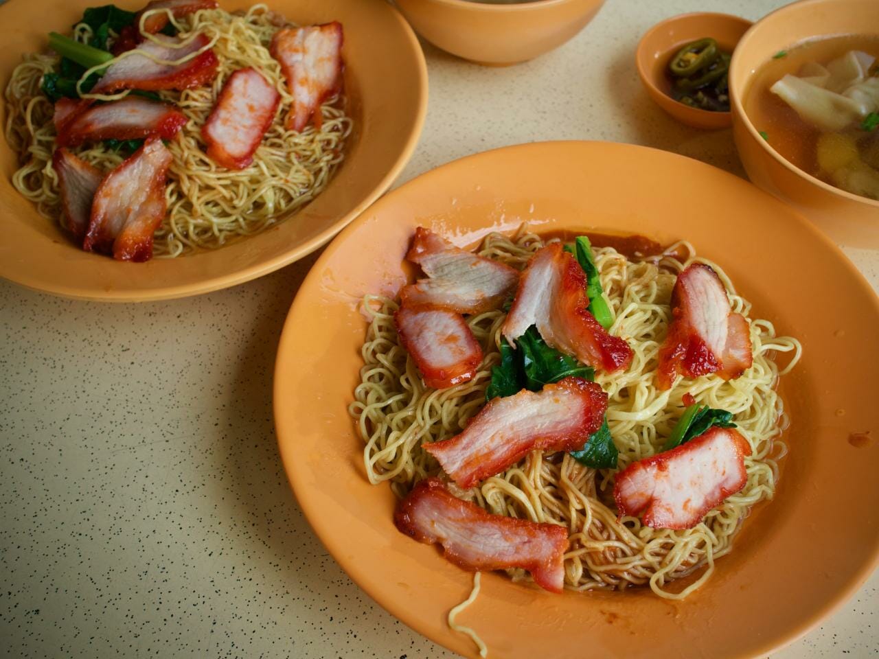 Koung's Wan Tan Mee: The Best Old-School Wanton Noodles In Singapore! (For Now) – Greg's Big Eats