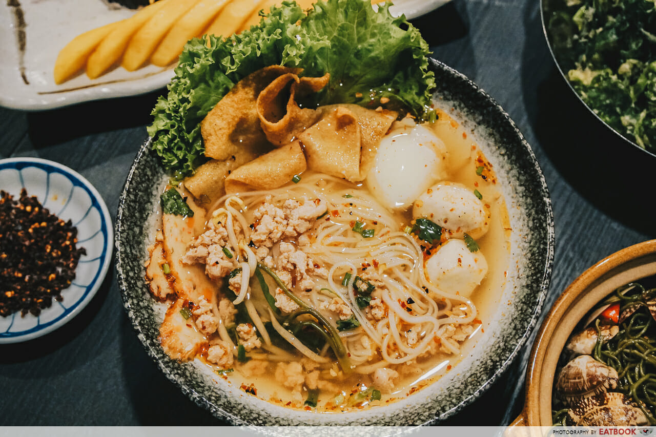 Noodle Thai Thai Kitchen Review: Legit Thai Food At Beach Road With Claypot Jade Noodles - EatBook.sg - Singapore Food Guide And Review Site