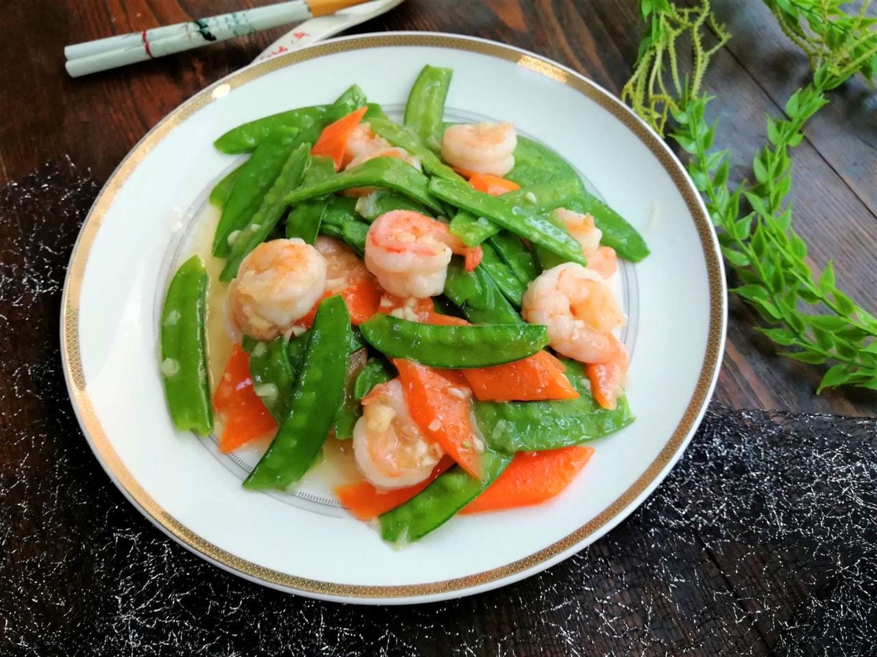 Stir-fried Shrimp with Snow Peas