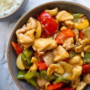 Chinese-style Chicken with Cashew