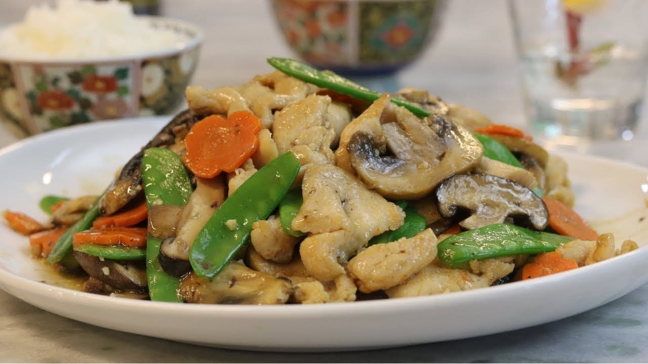 Chicken Moo Goo Gai Pan