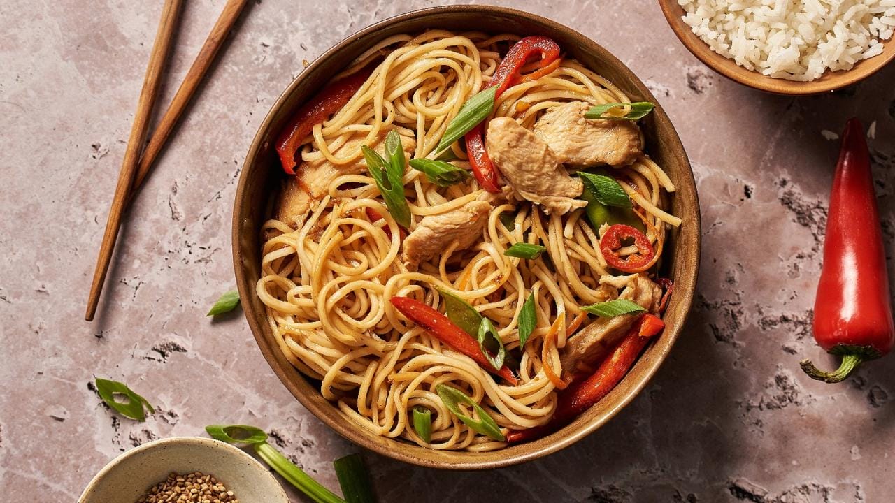 Chicken Lo Mein